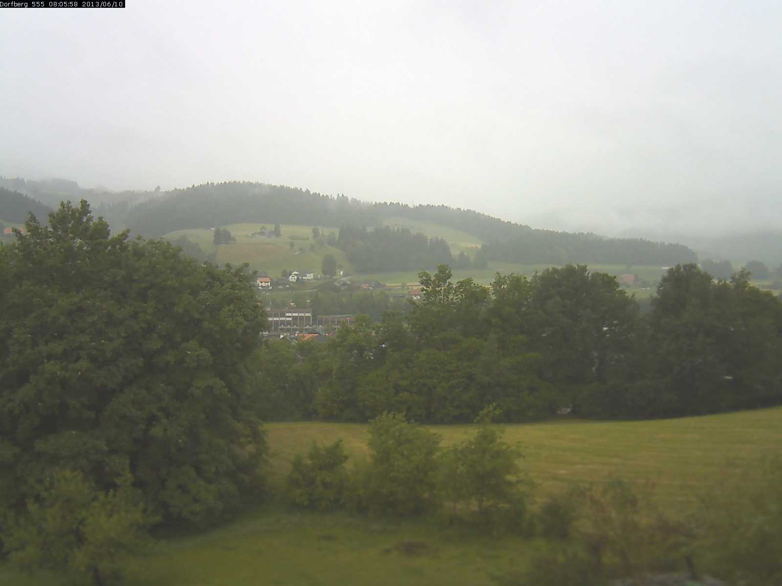 Webcam-Bild: Aussicht vom Dorfberg in Langnau 20130610-080600