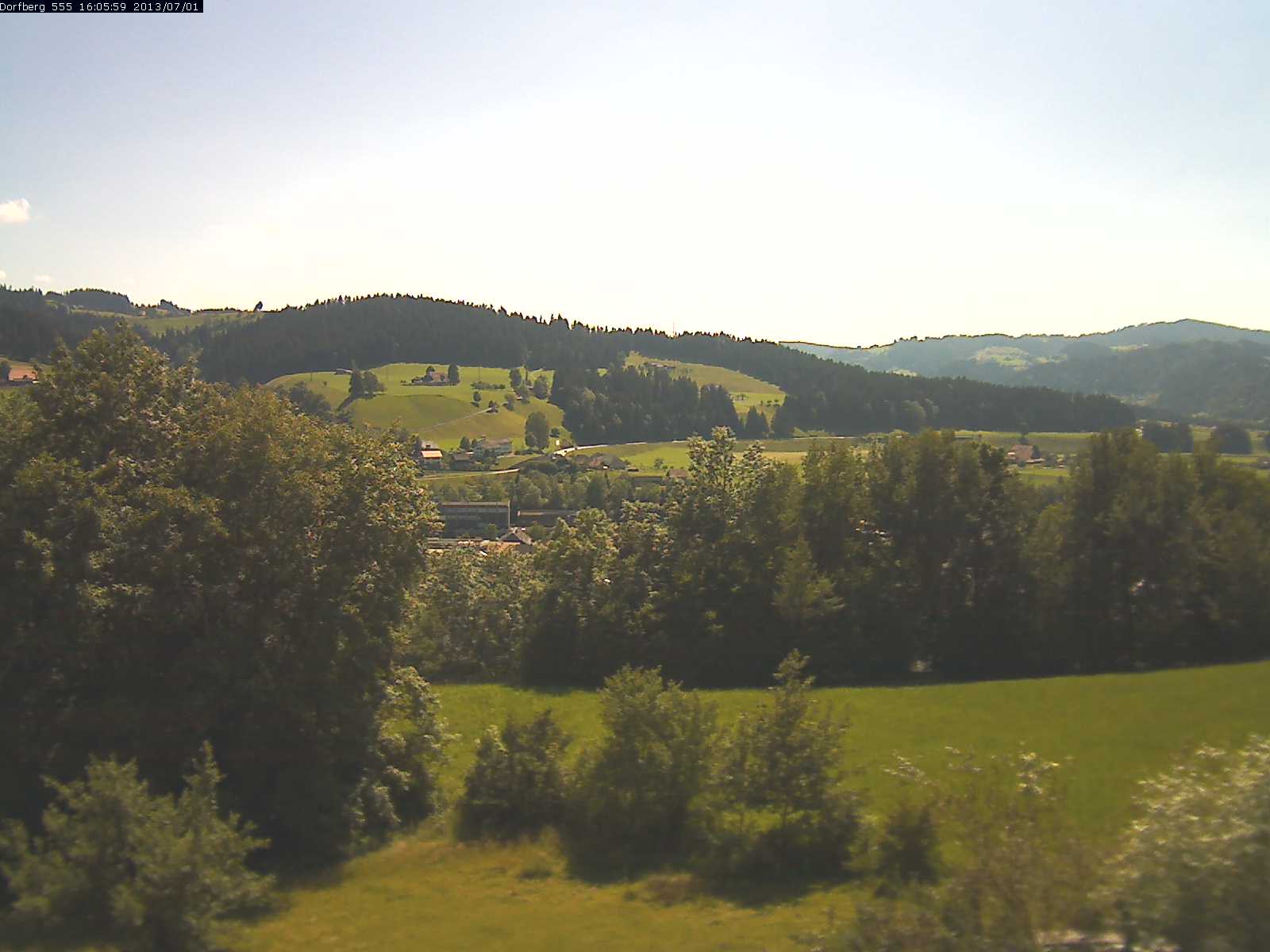 Webcam-Bild: Aussicht vom Dorfberg in Langnau 20130701-160600