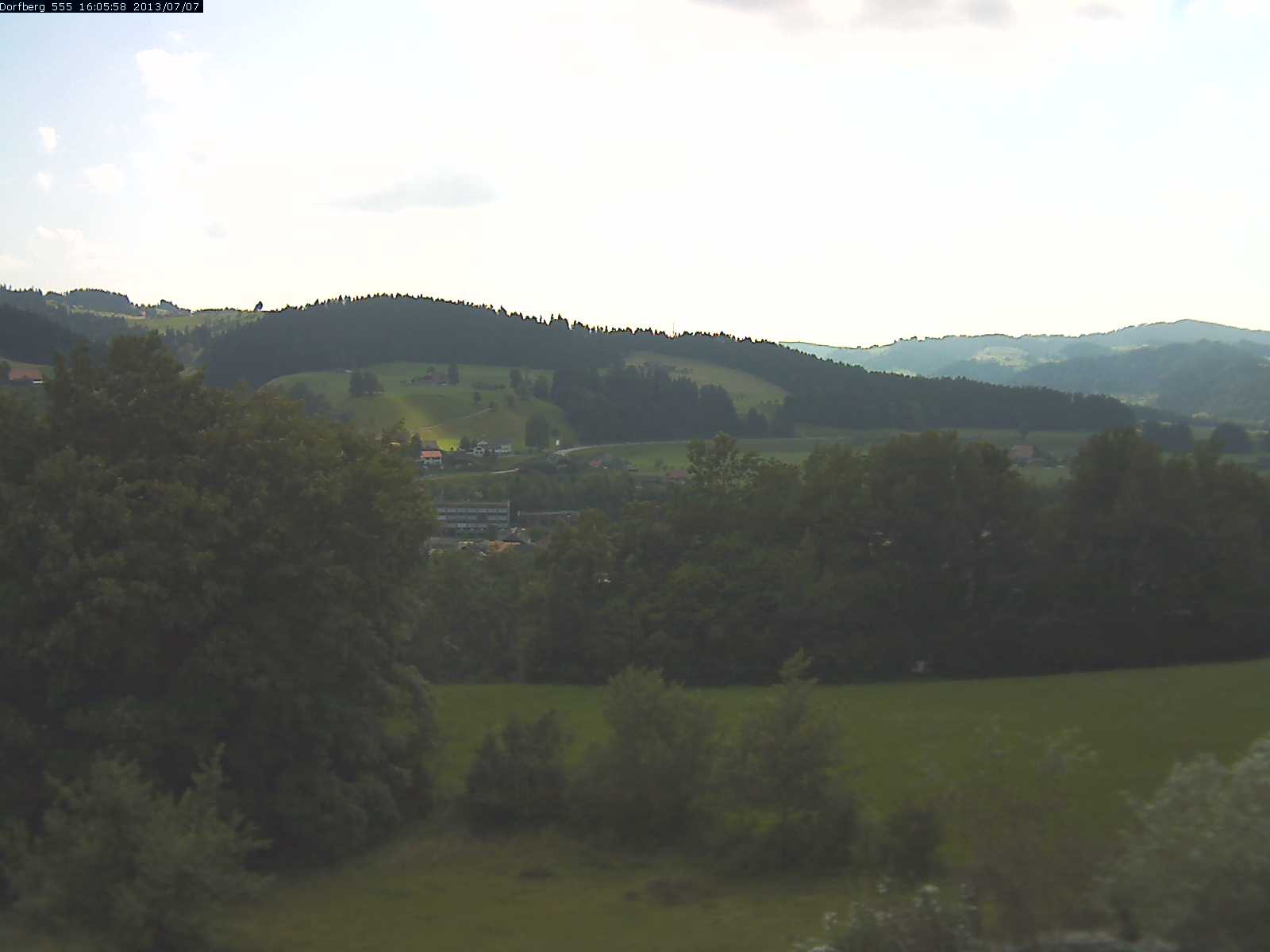 Webcam-Bild: Aussicht vom Dorfberg in Langnau 20130707-160600