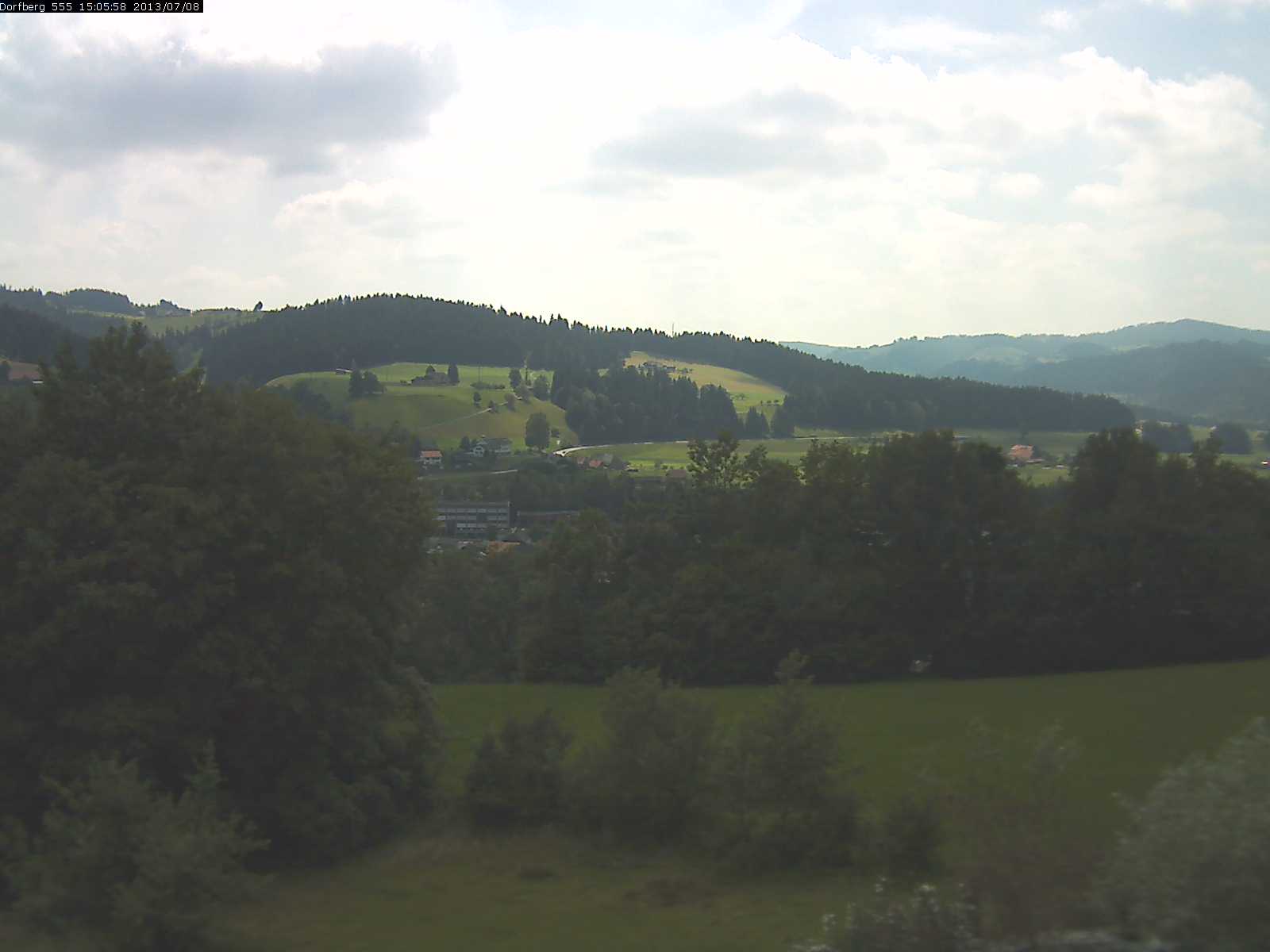 Webcam-Bild: Aussicht vom Dorfberg in Langnau 20130708-150600