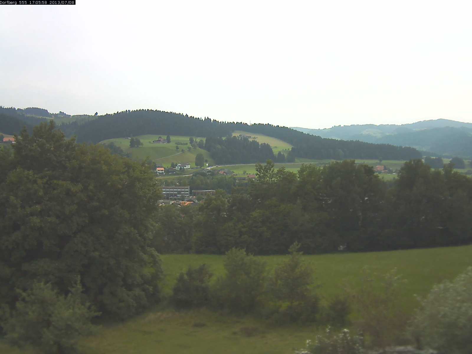 Webcam-Bild: Aussicht vom Dorfberg in Langnau 20130708-170600