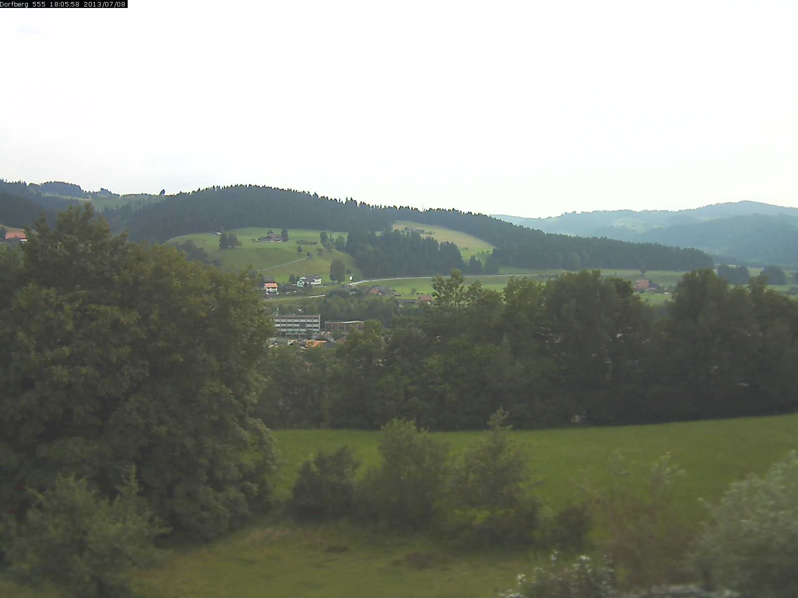 Webcam-Bild: Aussicht vom Dorfberg in Langnau 20130708-180600