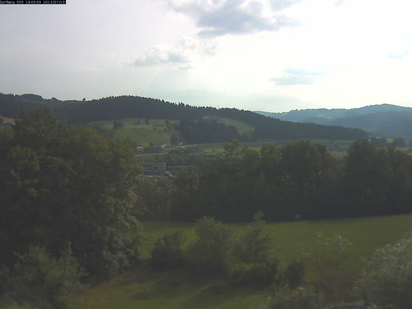 Webcam-Bild: Aussicht vom Dorfberg in Langnau 20130710-180600