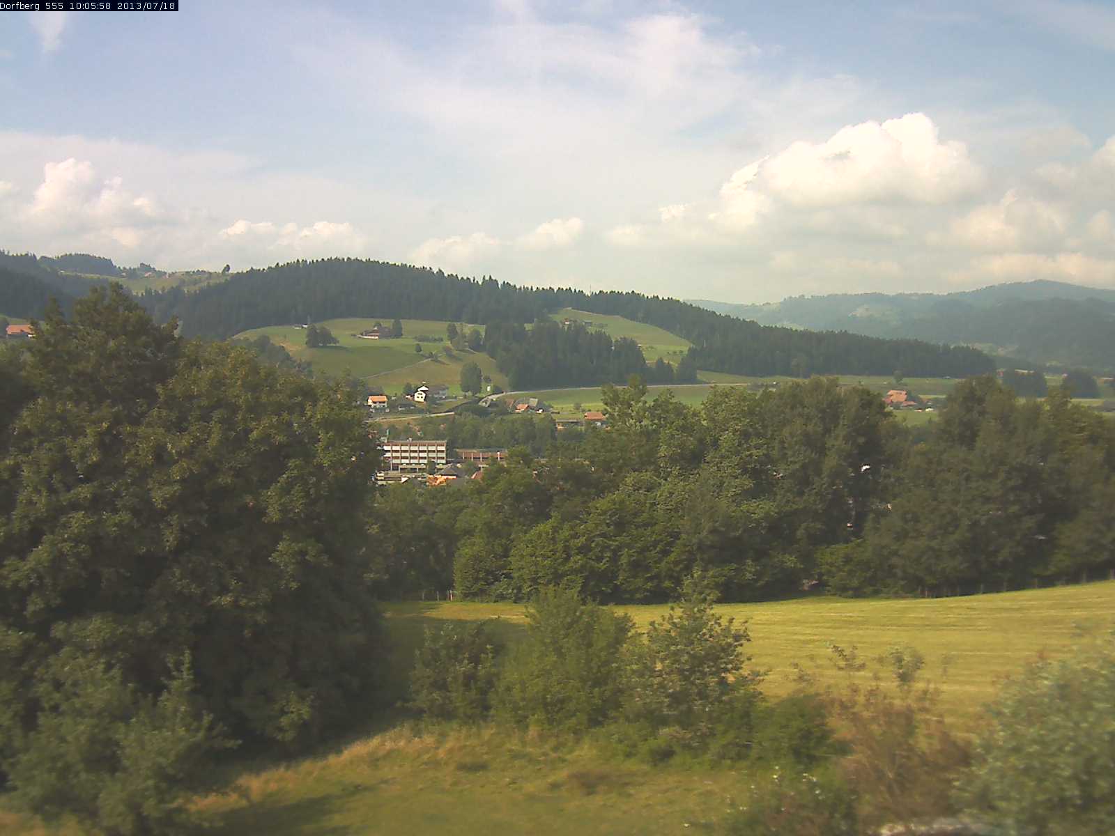 Webcam-Bild: Aussicht vom Dorfberg in Langnau 20130718-100600