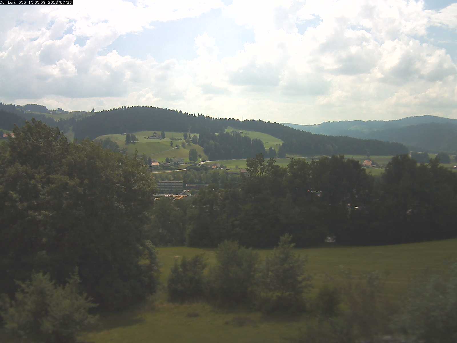 Webcam-Bild: Aussicht vom Dorfberg in Langnau 20130720-150600
