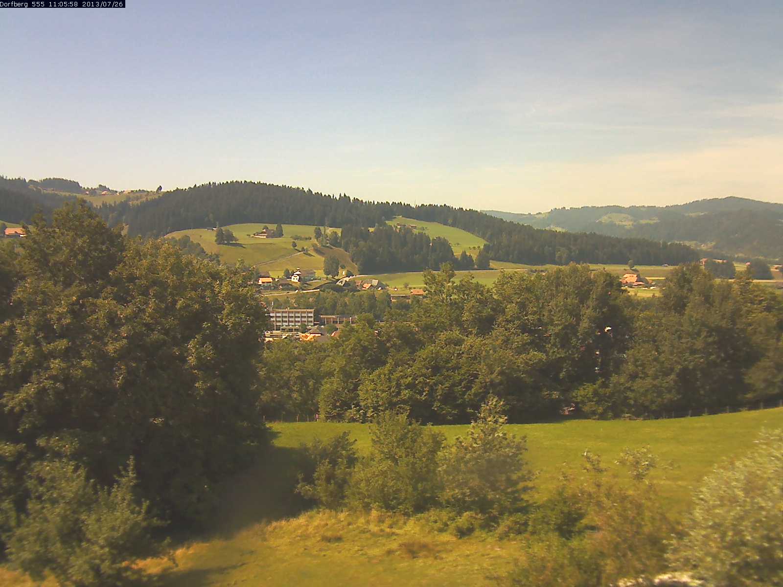 Webcam-Bild: Aussicht vom Dorfberg in Langnau 20130726-110600