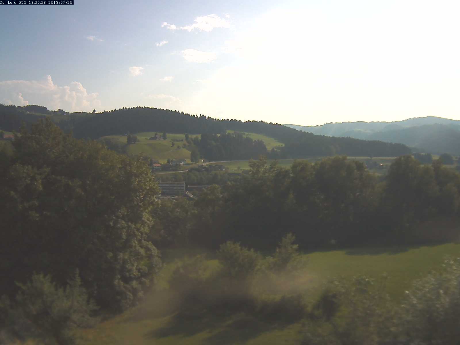 Webcam-Bild: Aussicht vom Dorfberg in Langnau 20130726-180600