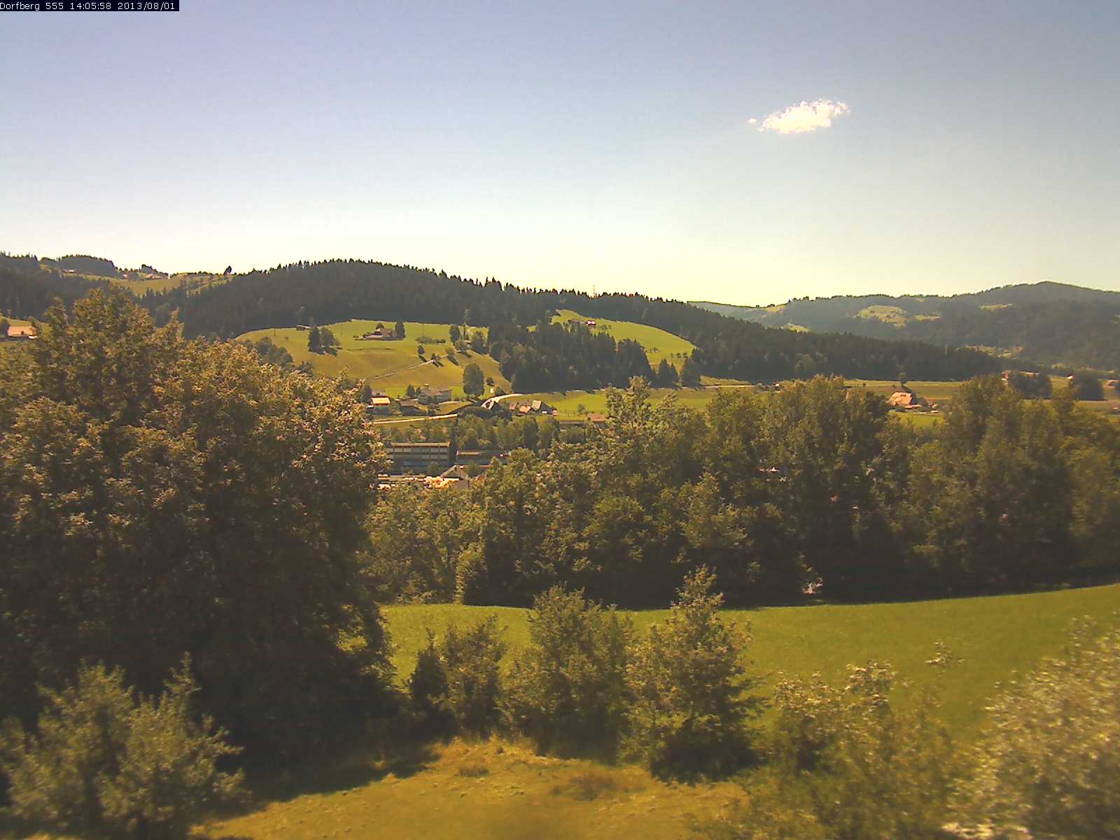 Webcam-Bild: Aussicht vom Dorfberg in Langnau 20130801-140600