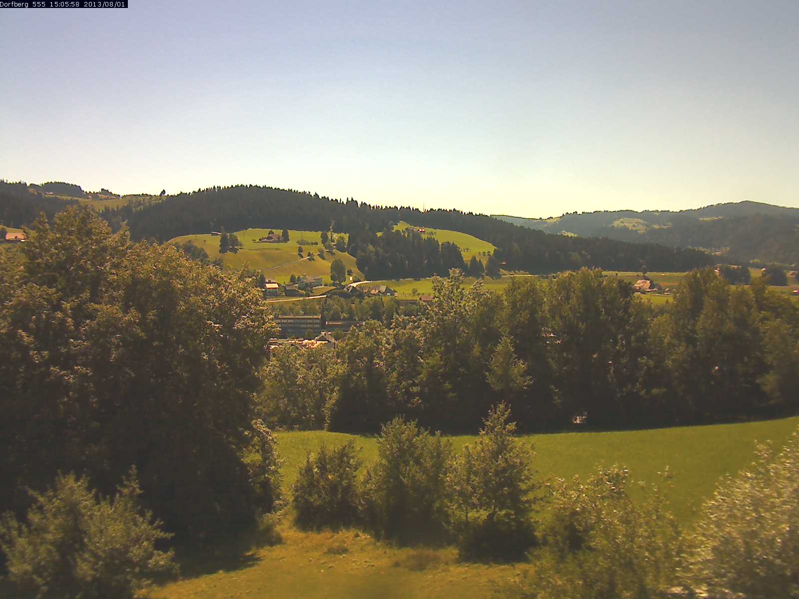 Webcam-Bild: Aussicht vom Dorfberg in Langnau 20130801-150600