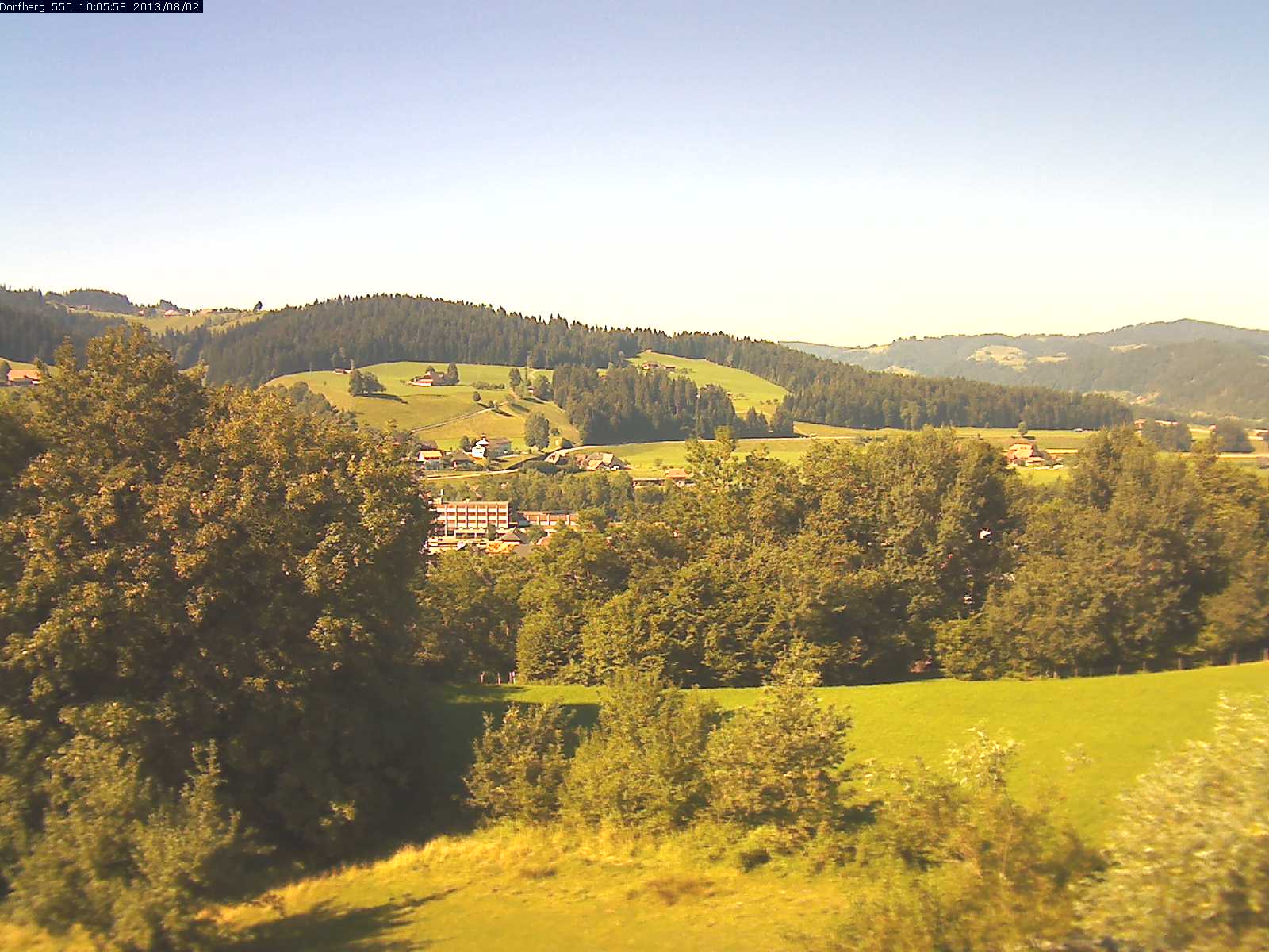 Webcam-Bild: Aussicht vom Dorfberg in Langnau 20130802-100600