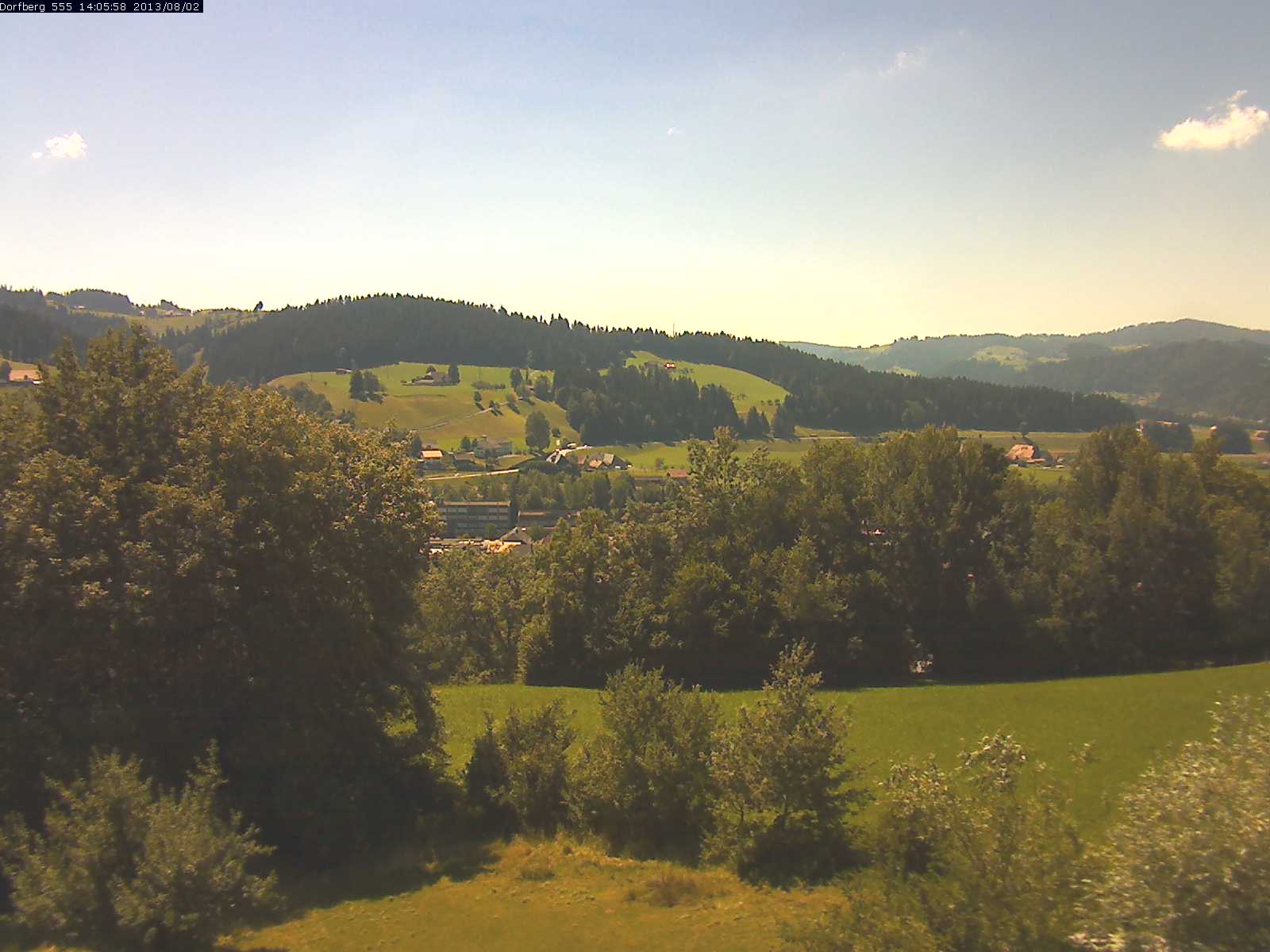 Webcam-Bild: Aussicht vom Dorfberg in Langnau 20130802-140600