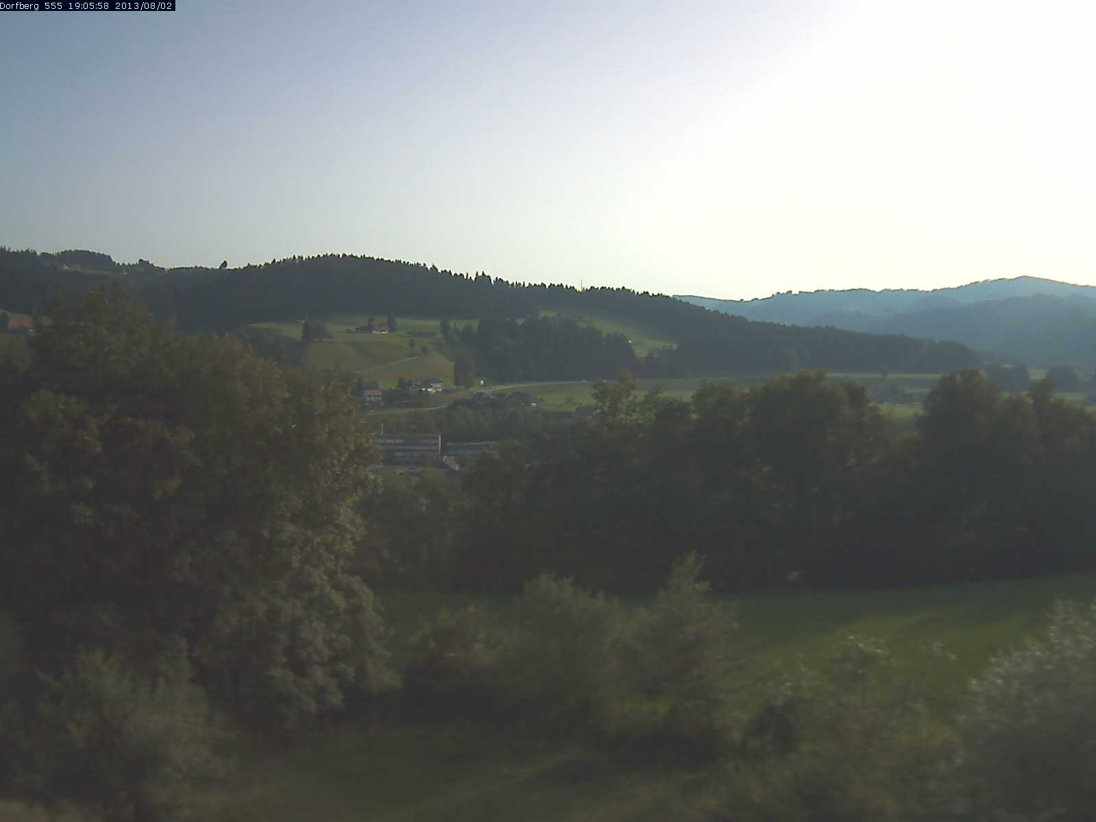 Webcam-Bild: Aussicht vom Dorfberg in Langnau 20130802-190600