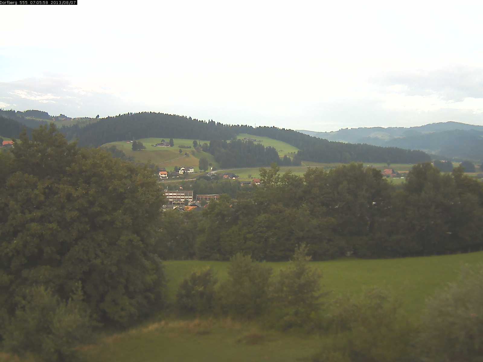 Webcam-Bild: Aussicht vom Dorfberg in Langnau 20130807-070600