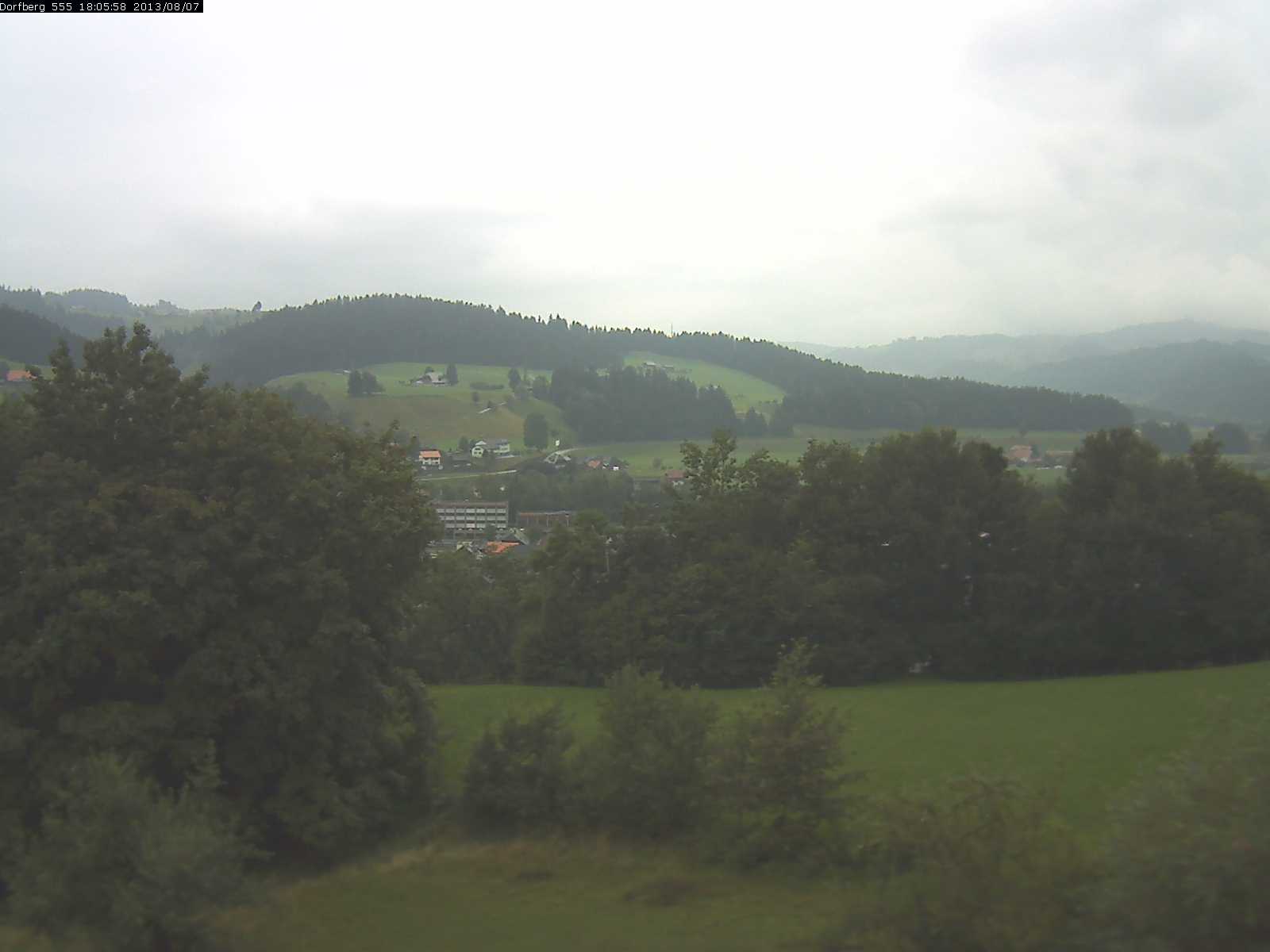 Webcam-Bild: Aussicht vom Dorfberg in Langnau 20130807-180600