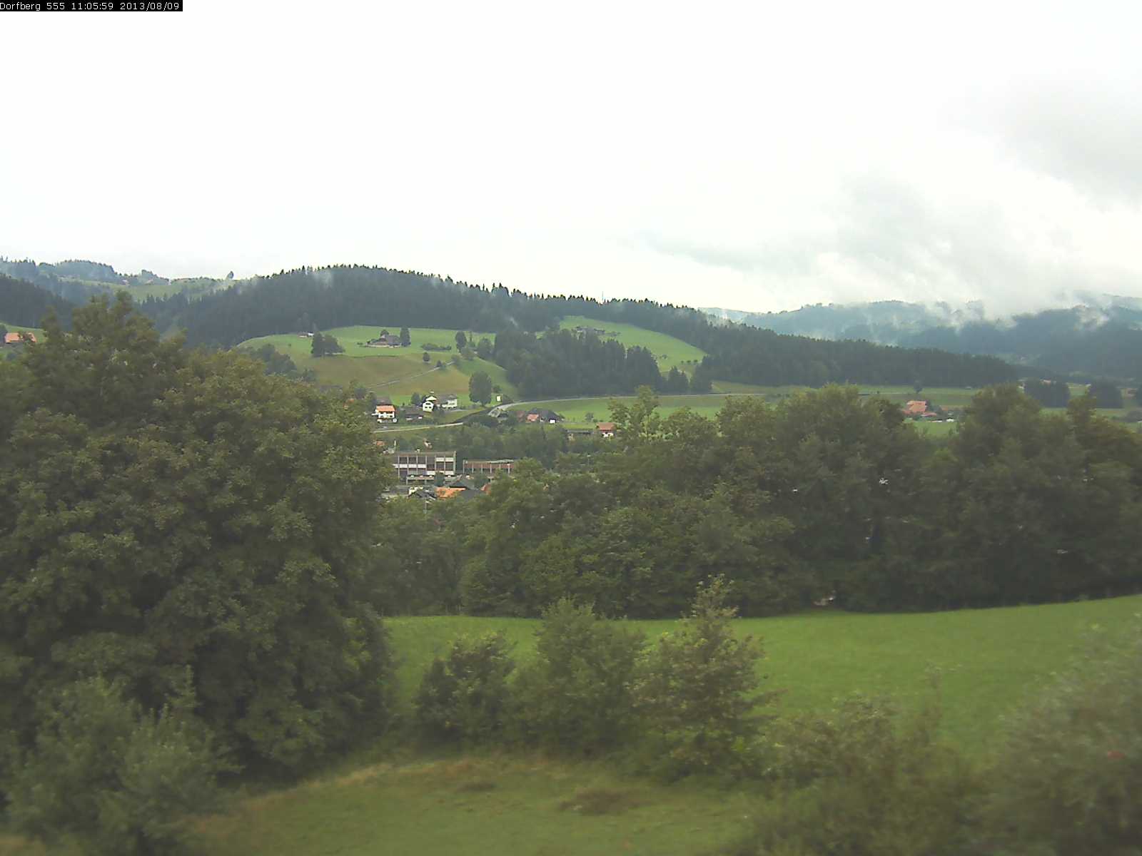 Webcam-Bild: Aussicht vom Dorfberg in Langnau 20130809-110600