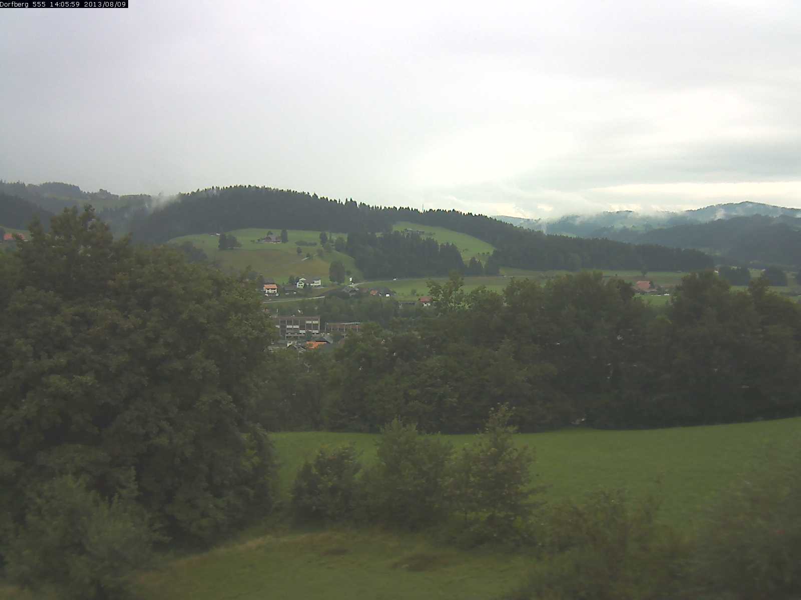 Webcam-Bild: Aussicht vom Dorfberg in Langnau 20130809-140600