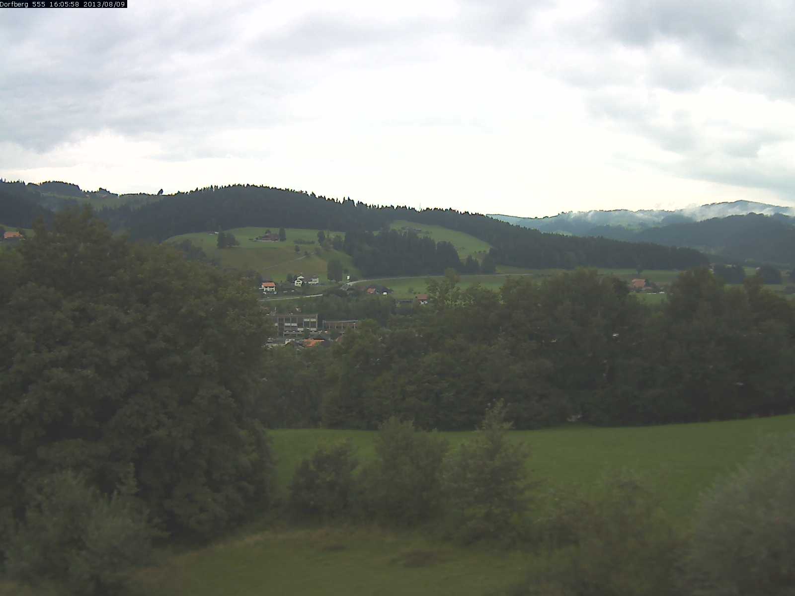 Webcam-Bild: Aussicht vom Dorfberg in Langnau 20130809-160600