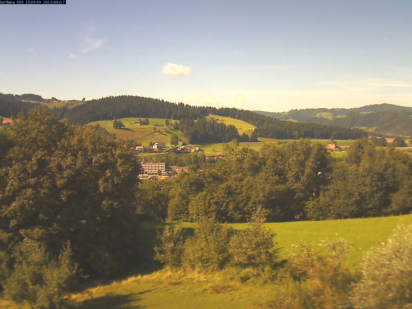 Webcam-Bild: Aussicht vom Dorfberg in Langnau 20130817-100600