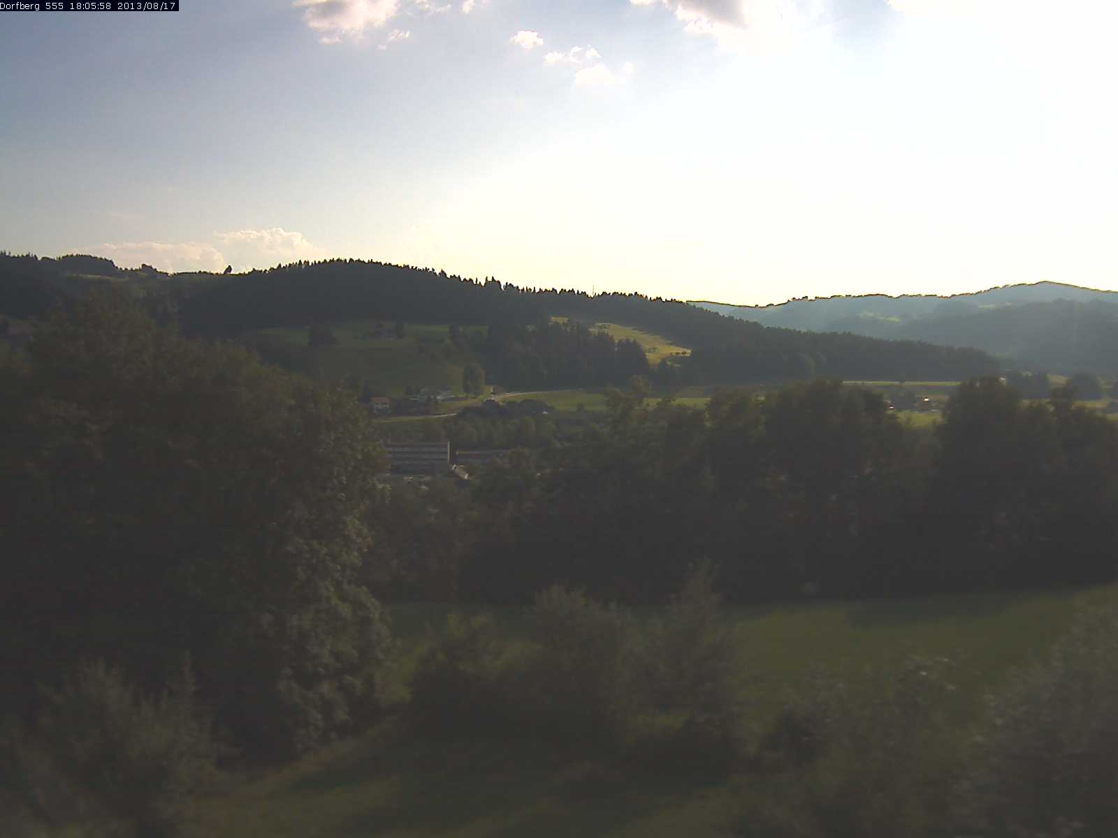 Webcam-Bild: Aussicht vom Dorfberg in Langnau 20130817-180600