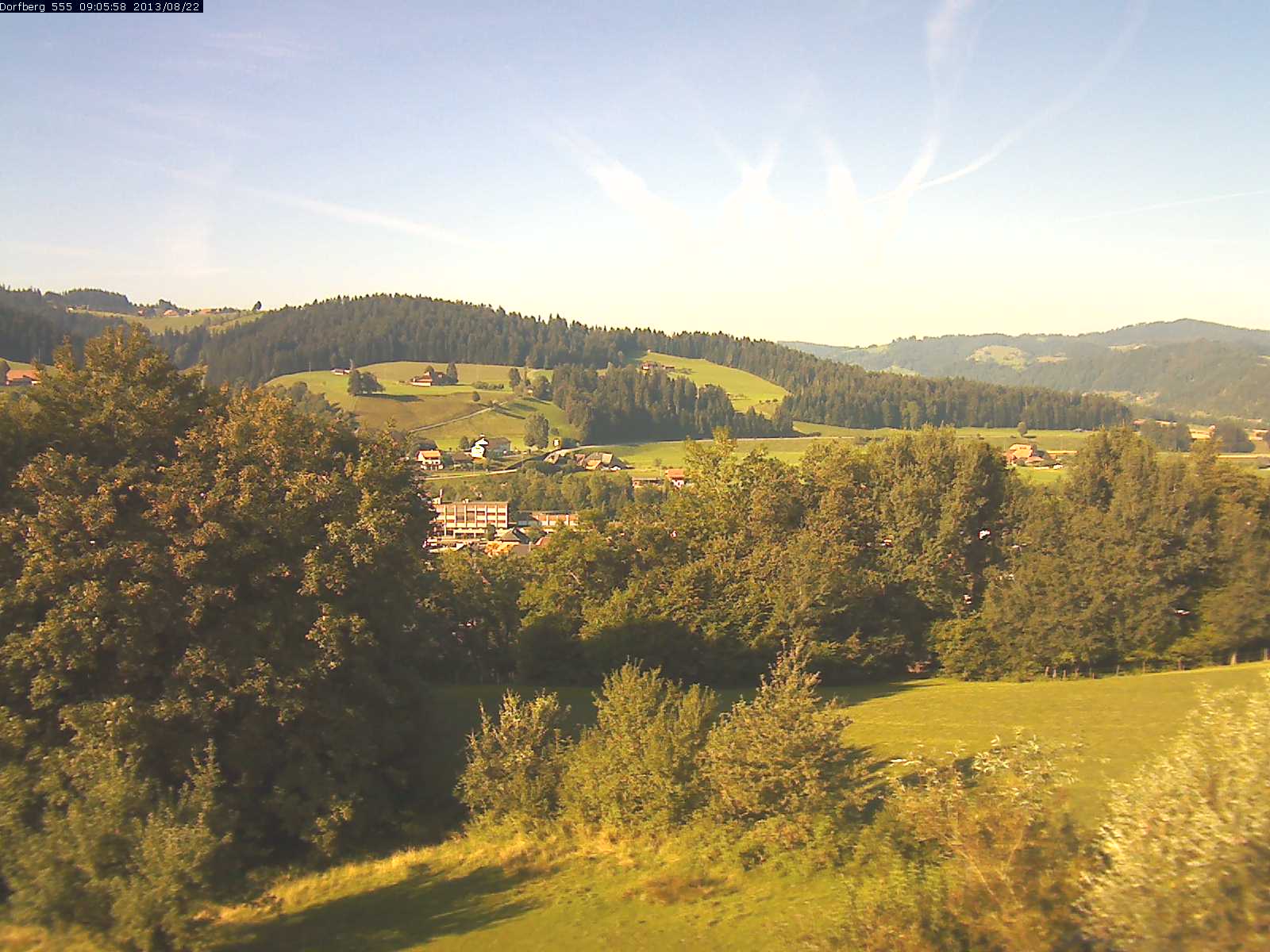 Webcam-Bild: Aussicht vom Dorfberg in Langnau 20130822-090600