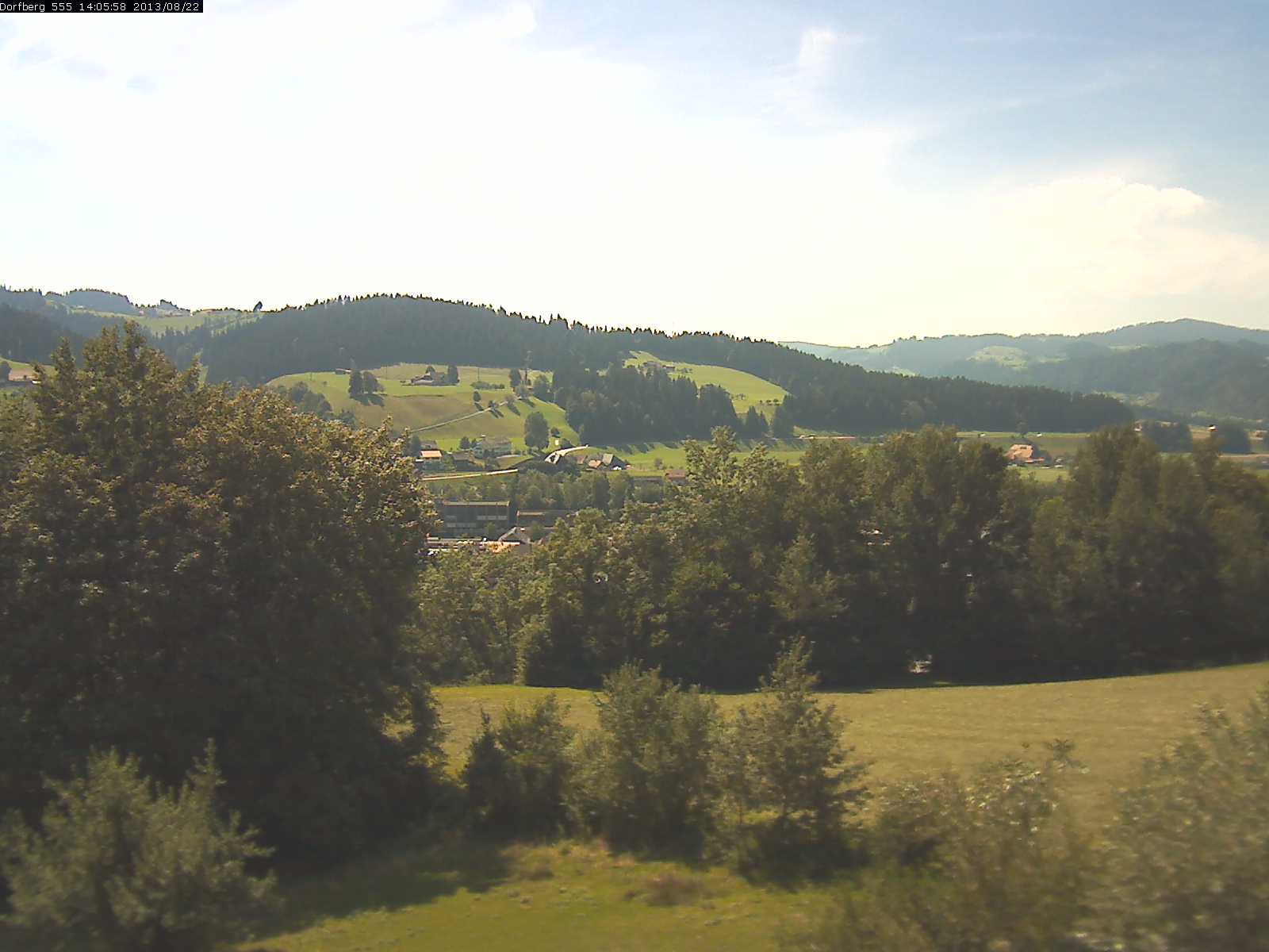 Webcam-Bild: Aussicht vom Dorfberg in Langnau 20130822-140600