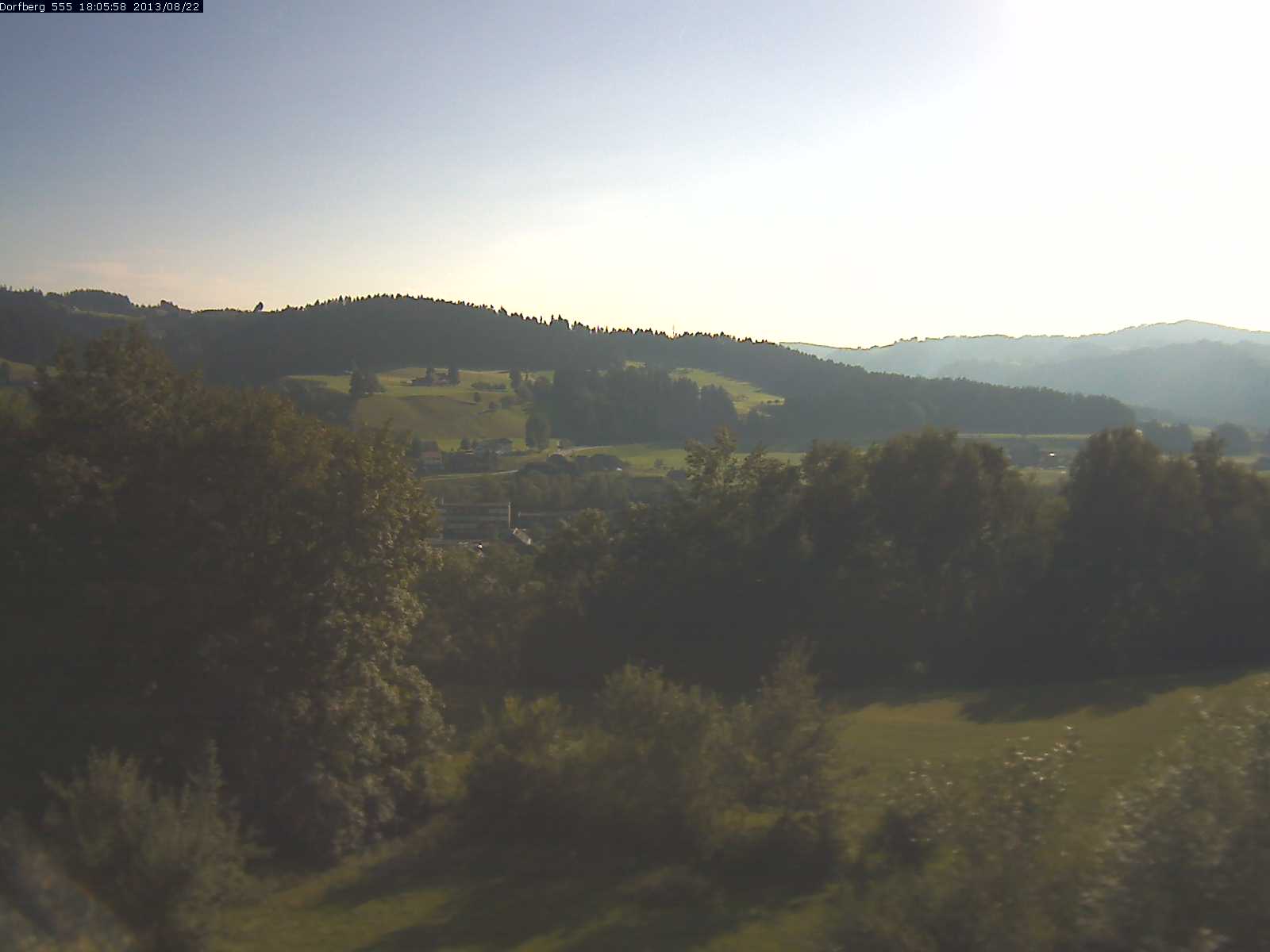 Webcam-Bild: Aussicht vom Dorfberg in Langnau 20130822-180600