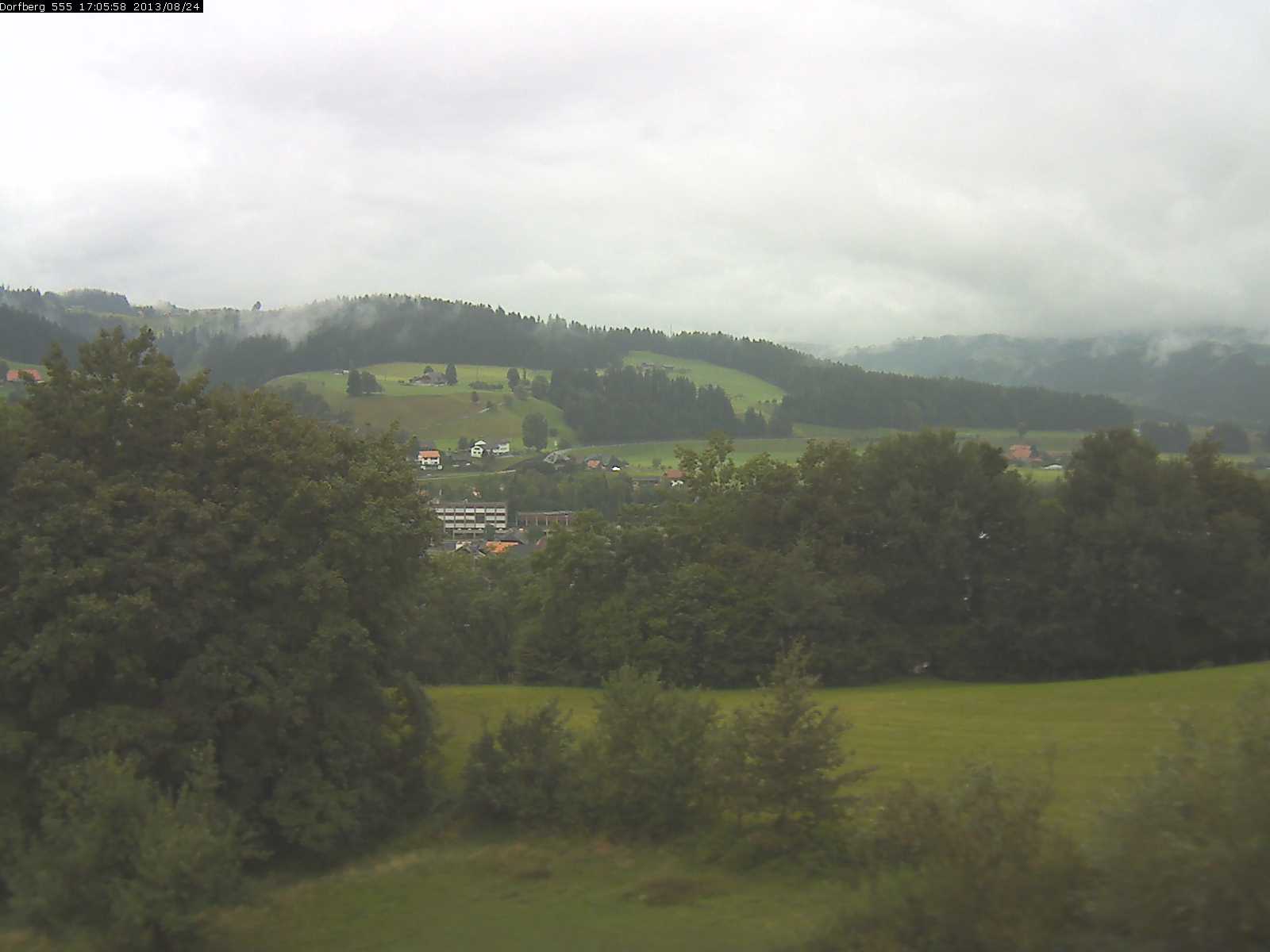 Webcam-Bild: Aussicht vom Dorfberg in Langnau 20130824-170600