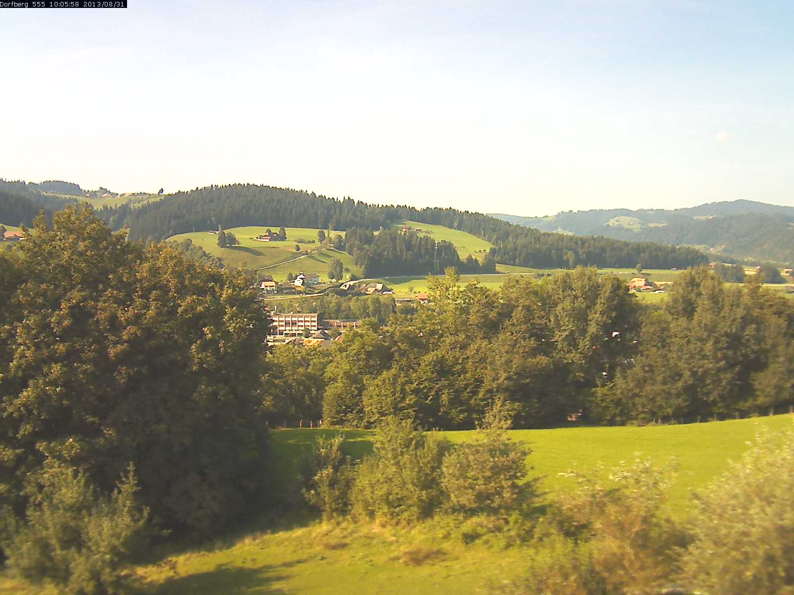 Webcam-Bild: Aussicht vom Dorfberg in Langnau 20130831-100600