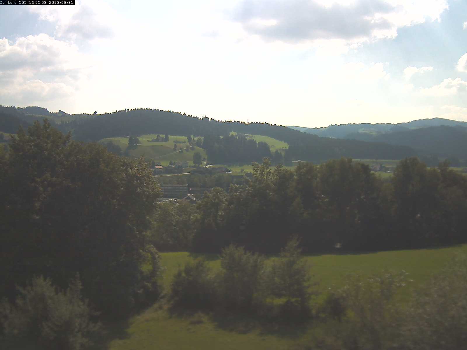 Webcam-Bild: Aussicht vom Dorfberg in Langnau 20130831-160600