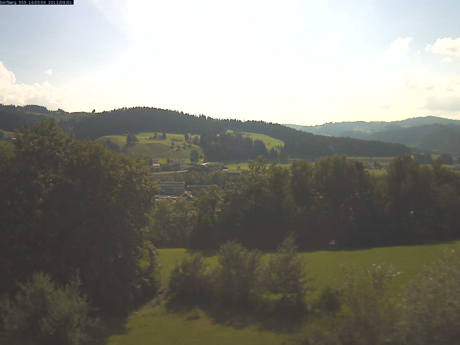 Webcam-Bild: Aussicht vom Dorfberg in Langnau 20130901-160600