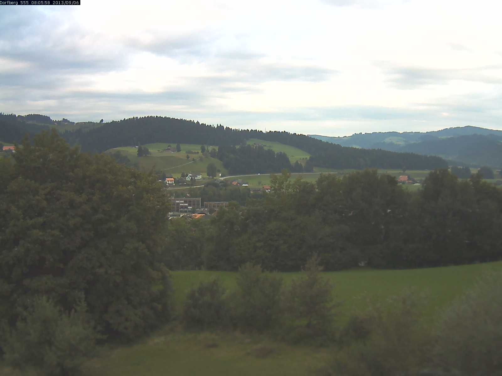 Webcam-Bild: Aussicht vom Dorfberg in Langnau 20130906-080600