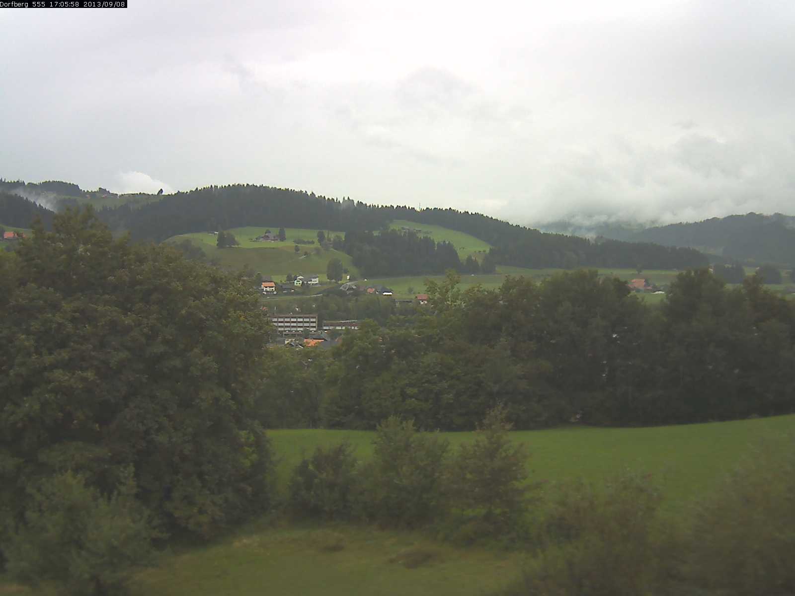 Webcam-Bild: Aussicht vom Dorfberg in Langnau 20130908-170600