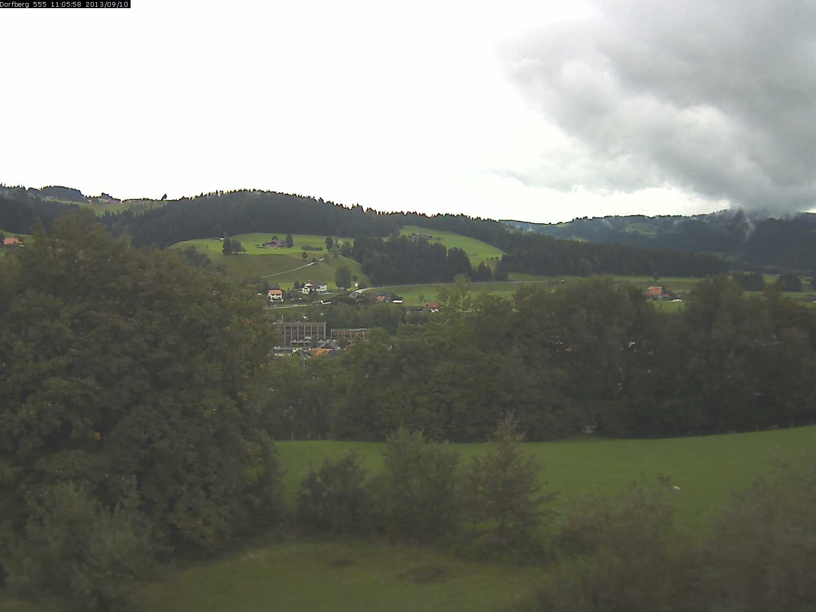 Webcam-Bild: Aussicht vom Dorfberg in Langnau 20130910-110600