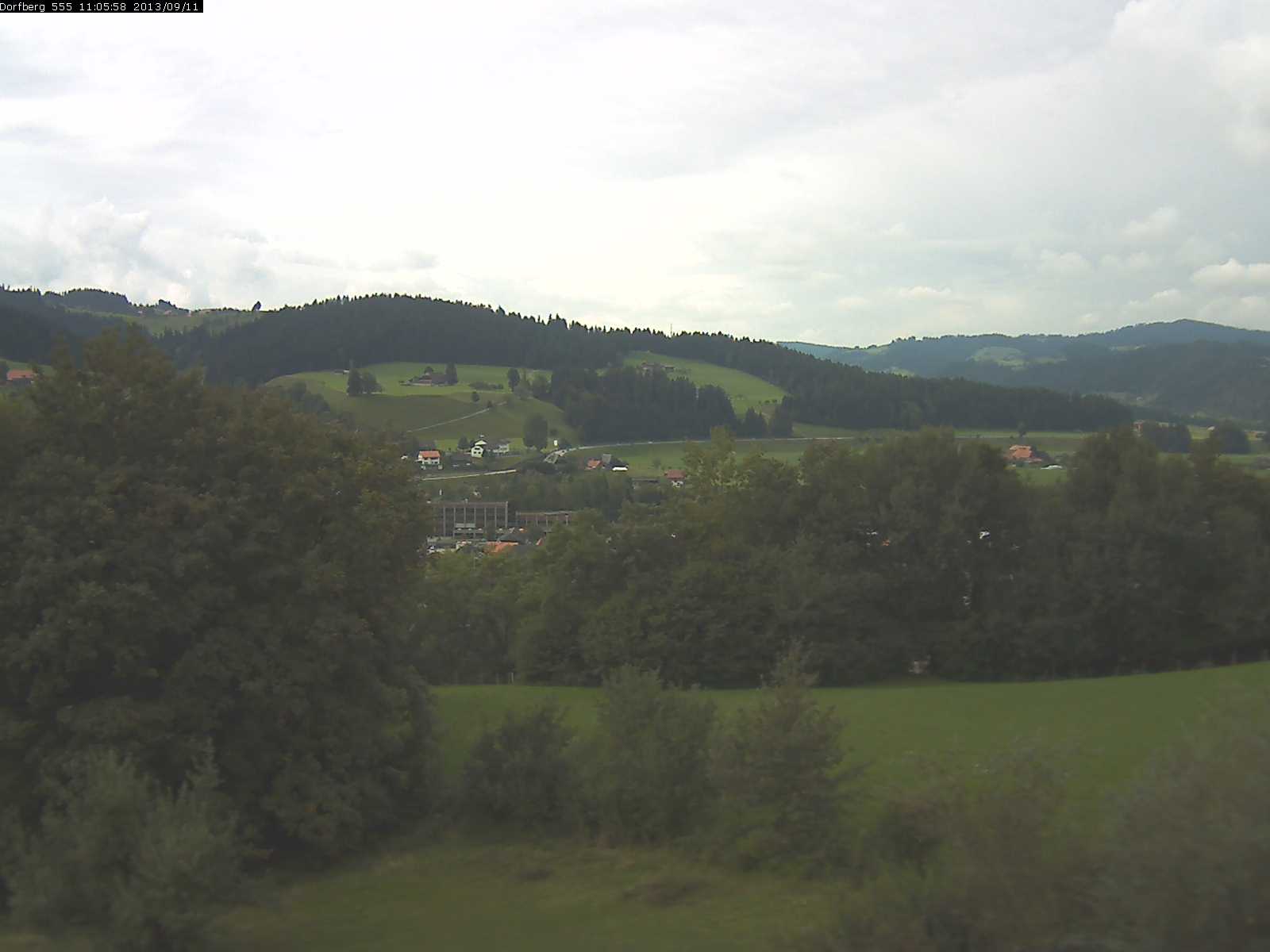Webcam-Bild: Aussicht vom Dorfberg in Langnau 20130911-110600