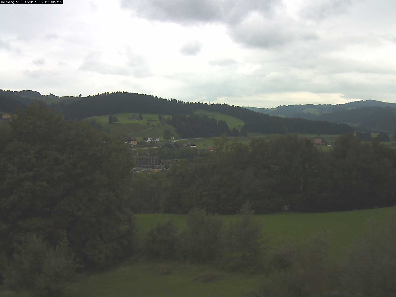 Webcam-Bild: Aussicht vom Dorfberg in Langnau 20130911-150600