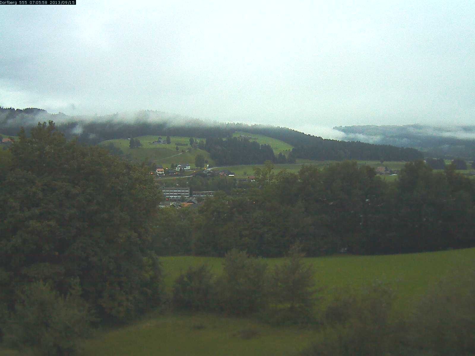 Webcam-Bild: Aussicht vom Dorfberg in Langnau 20130915-070600