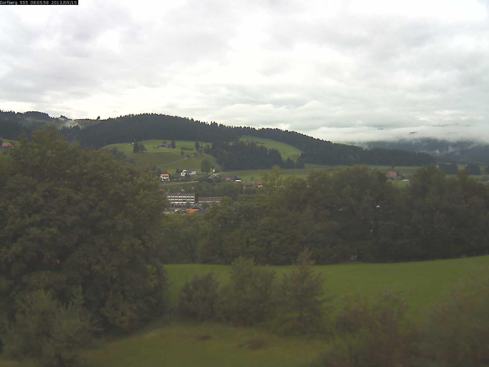 Webcam-Bild: Aussicht vom Dorfberg in Langnau 20130915-080600