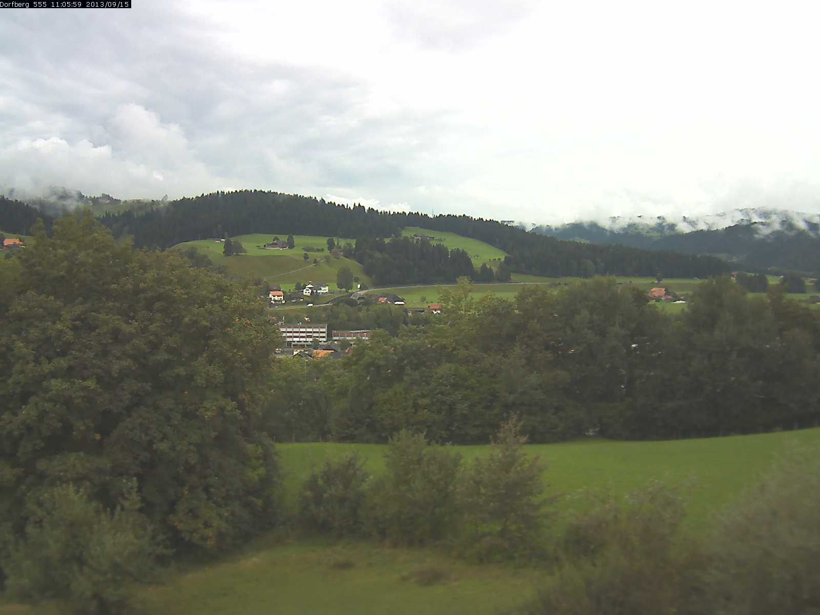 Webcam-Bild: Aussicht vom Dorfberg in Langnau 20130915-110600