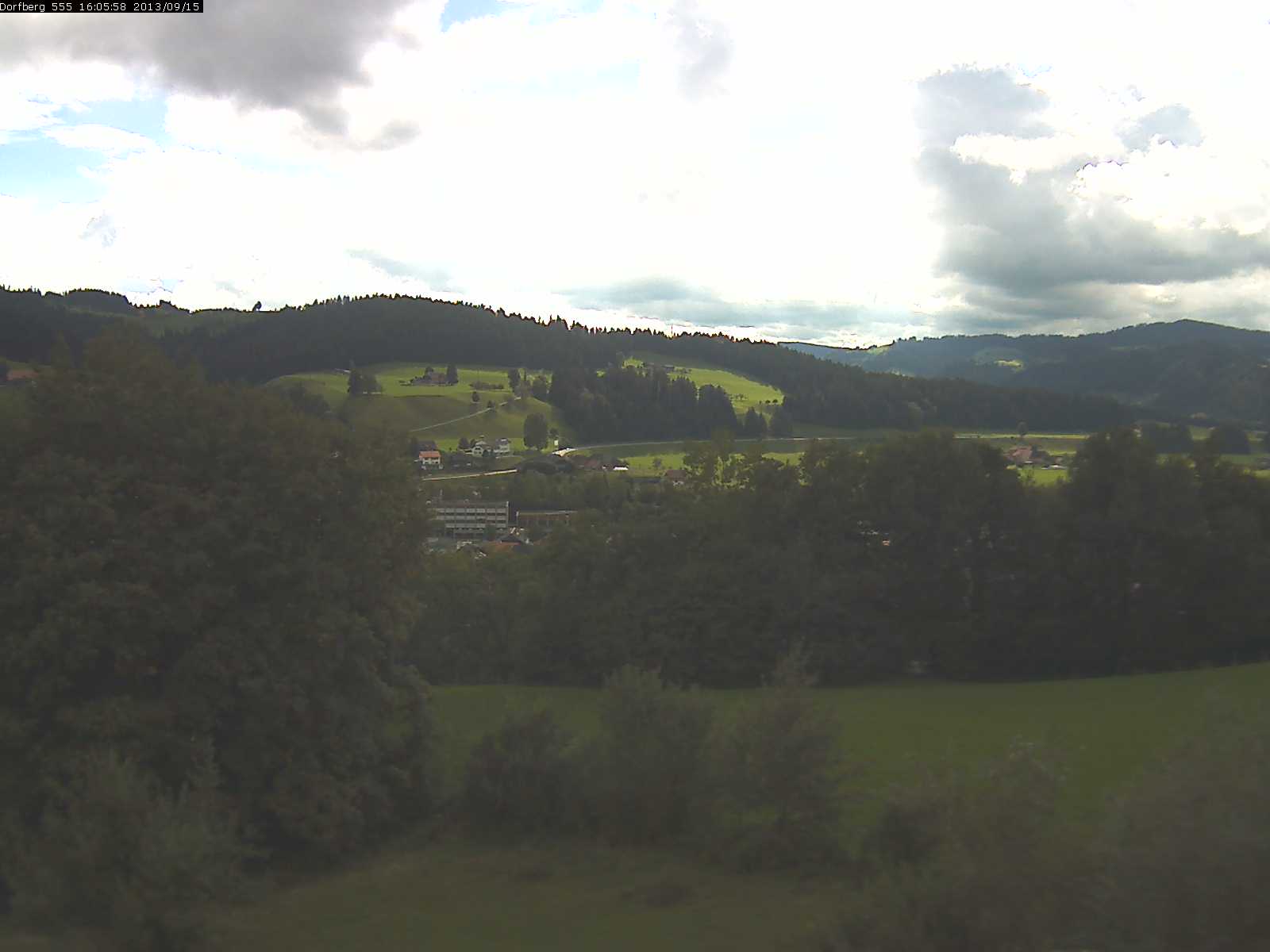 Webcam-Bild: Aussicht vom Dorfberg in Langnau 20130915-160600