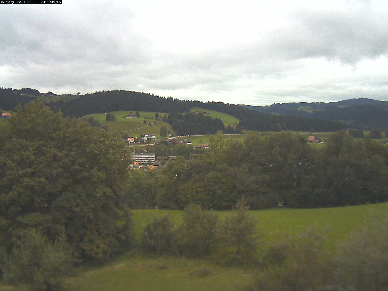 Webcam-Bild: Aussicht vom Dorfberg in Langnau 20130916-070600