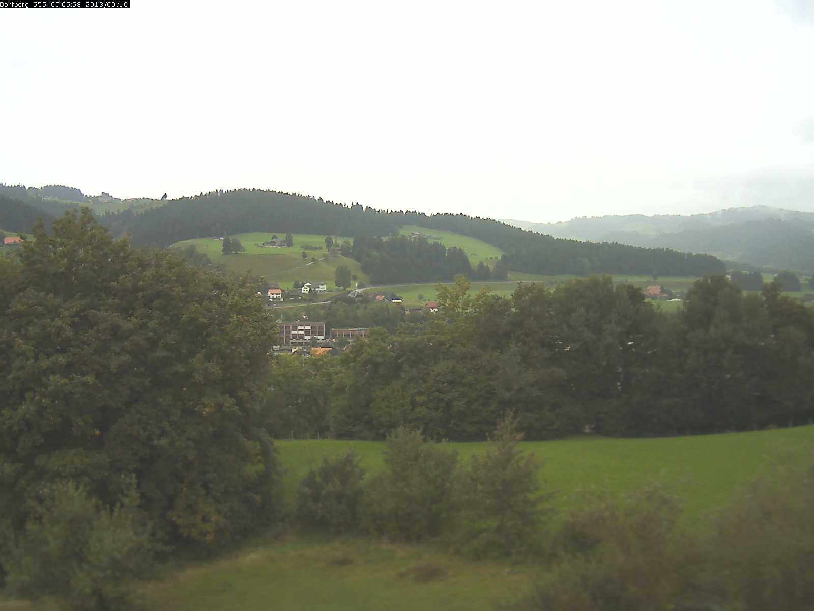 Webcam-Bild: Aussicht vom Dorfberg in Langnau 20130916-090600