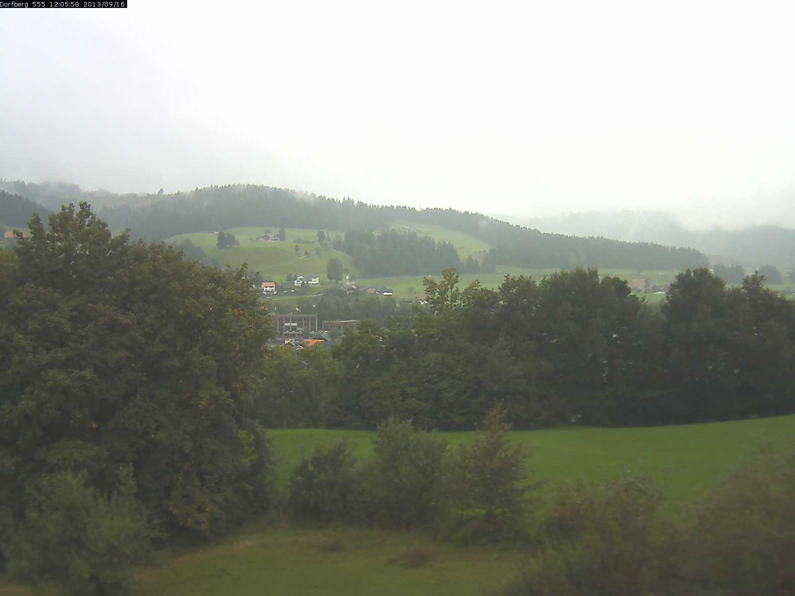 Webcam-Bild: Aussicht vom Dorfberg in Langnau 20130916-120600