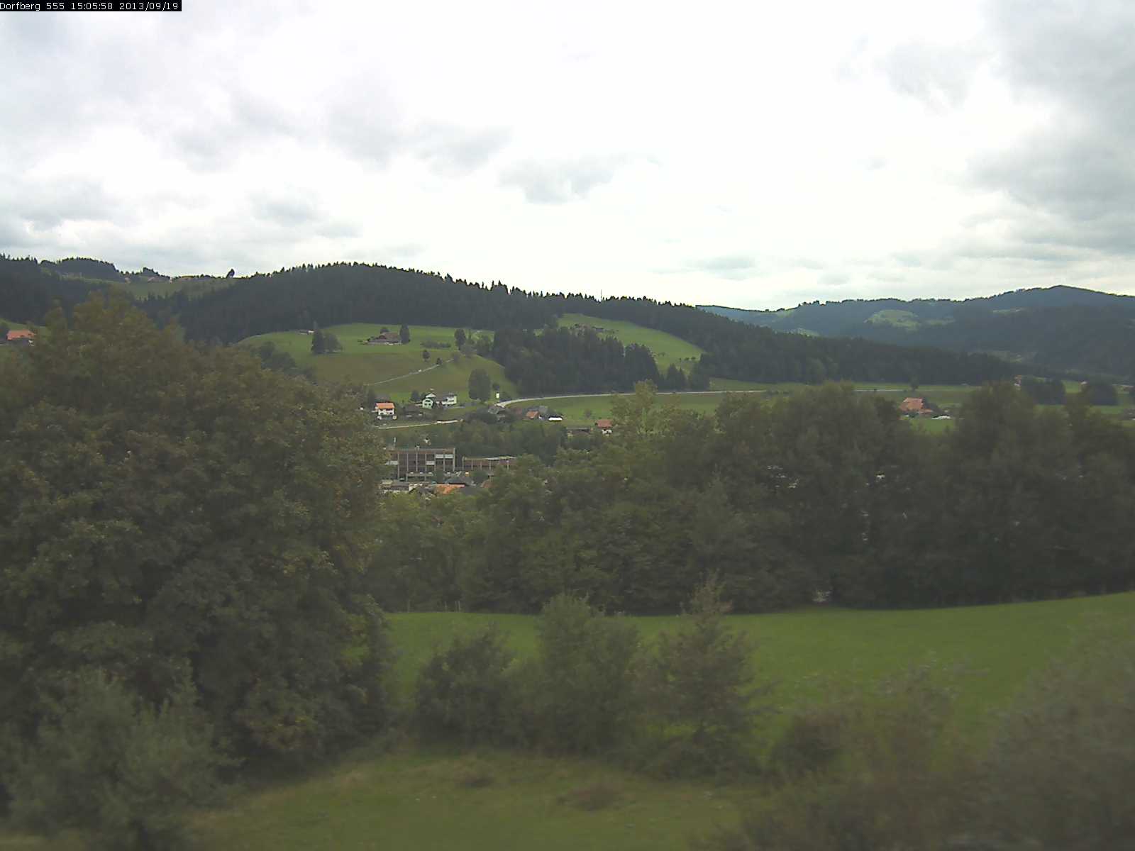 Webcam-Bild: Aussicht vom Dorfberg in Langnau 20130919-150600