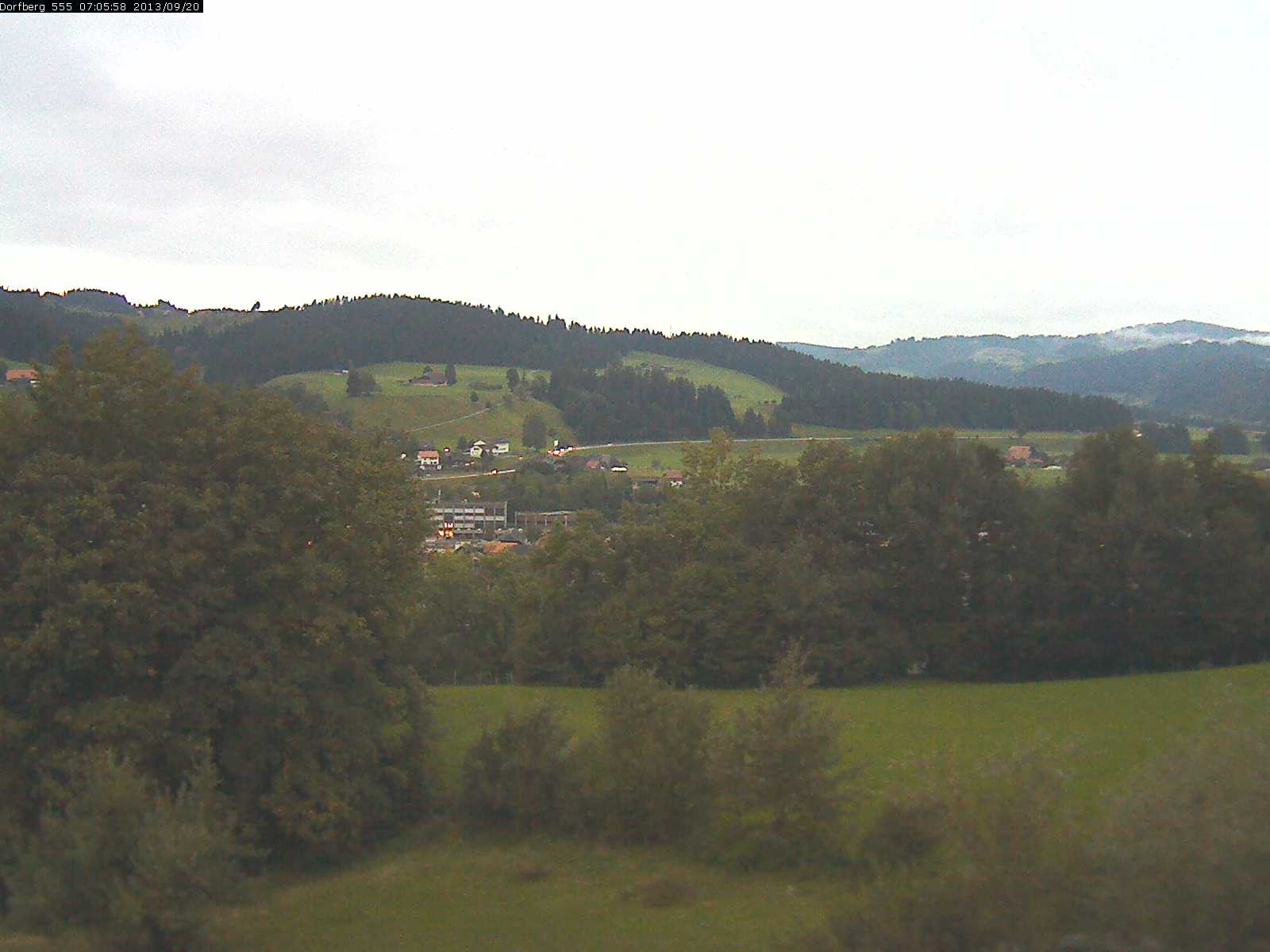 Webcam-Bild: Aussicht vom Dorfberg in Langnau 20130920-070600