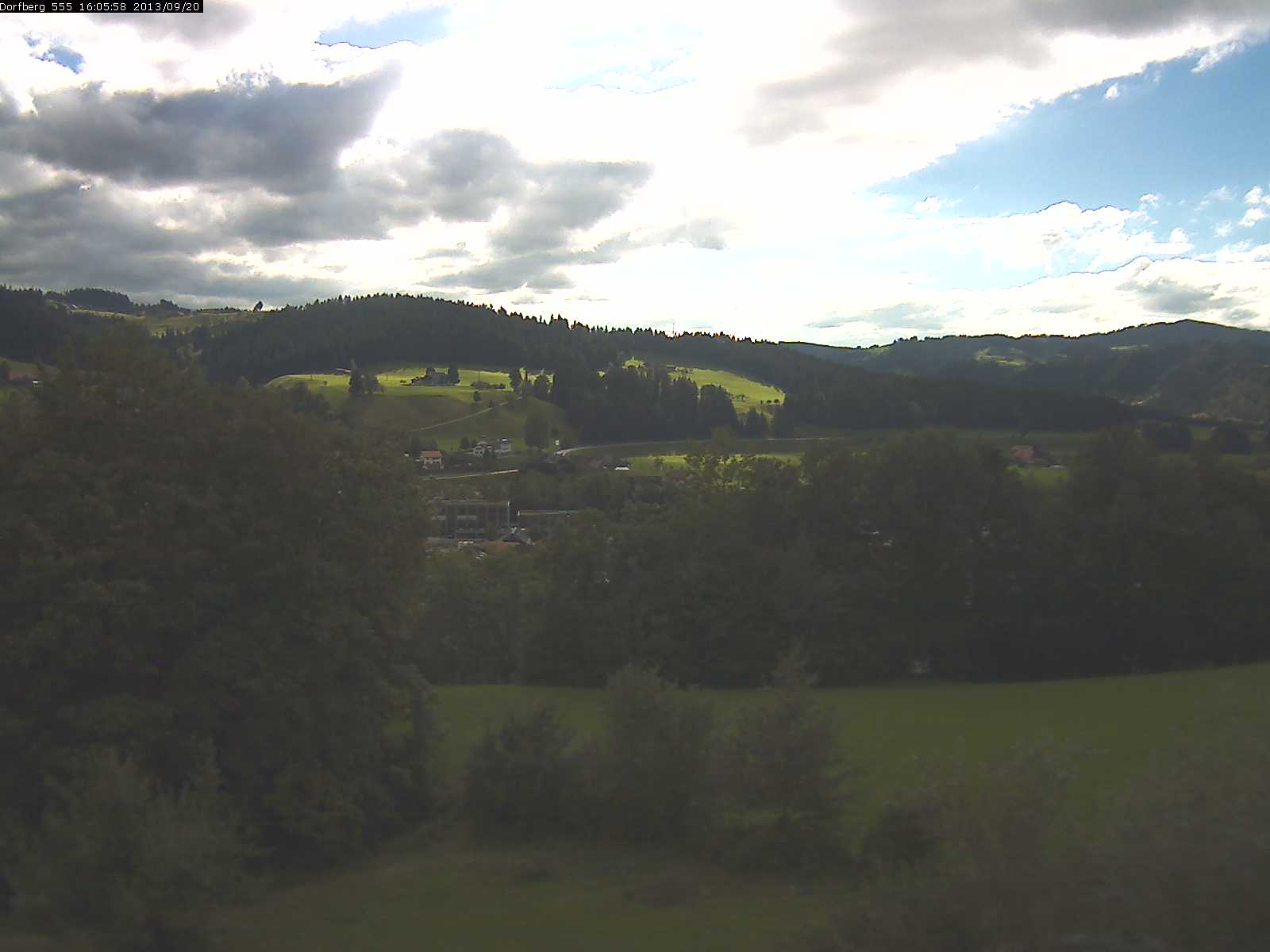 Webcam-Bild: Aussicht vom Dorfberg in Langnau 20130920-160600