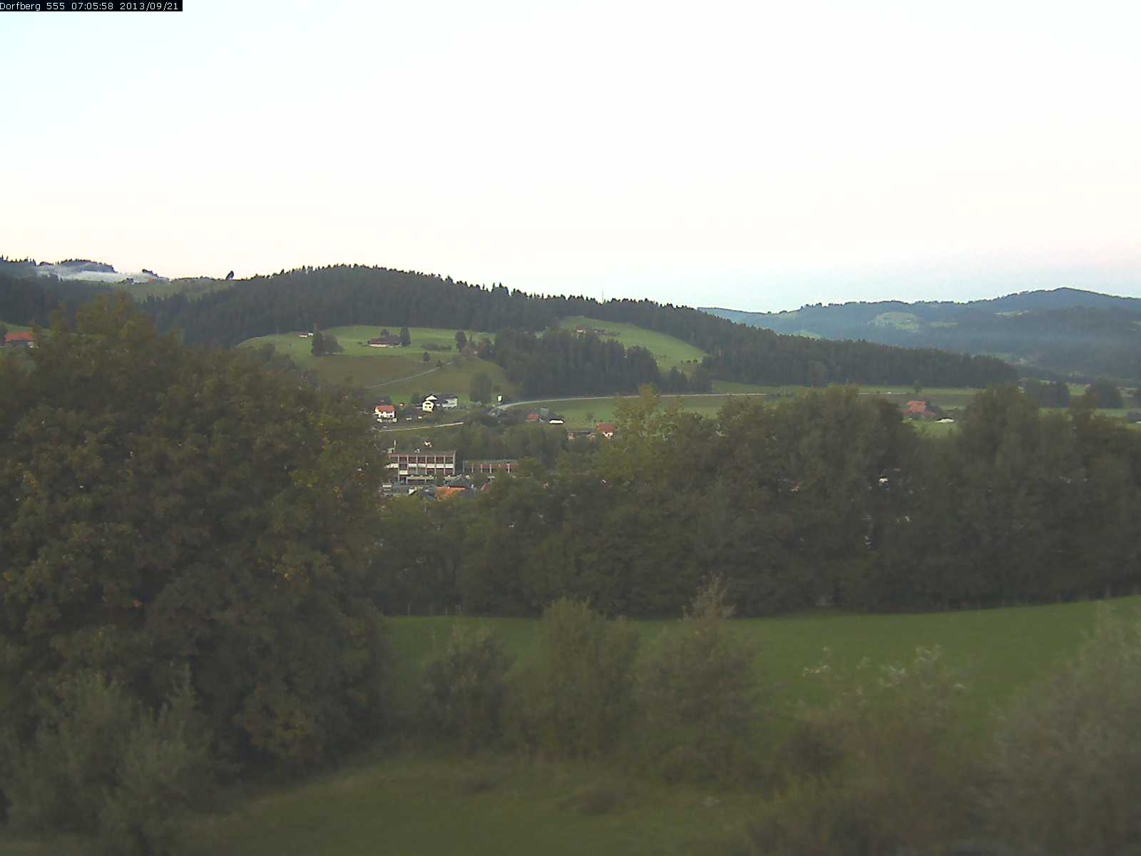 Webcam-Bild: Aussicht vom Dorfberg in Langnau 20130921-070600