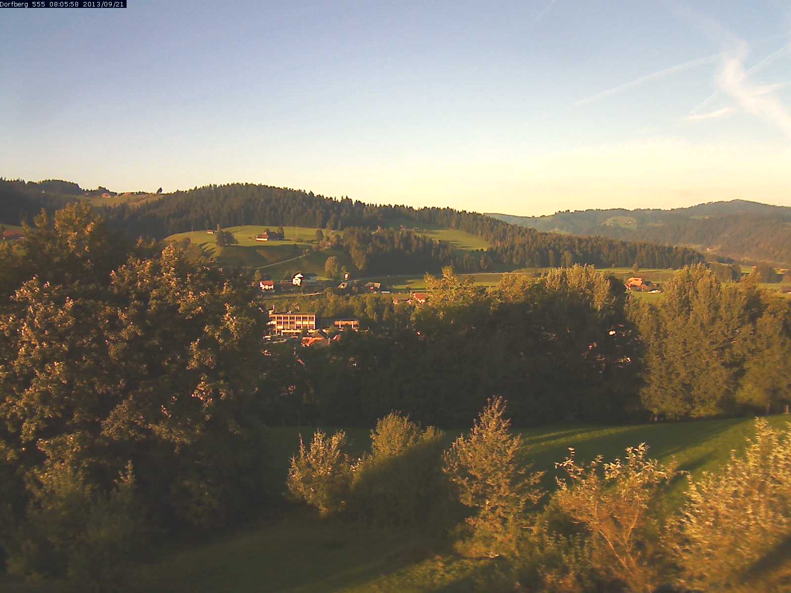 Webcam-Bild: Aussicht vom Dorfberg in Langnau 20130921-080600