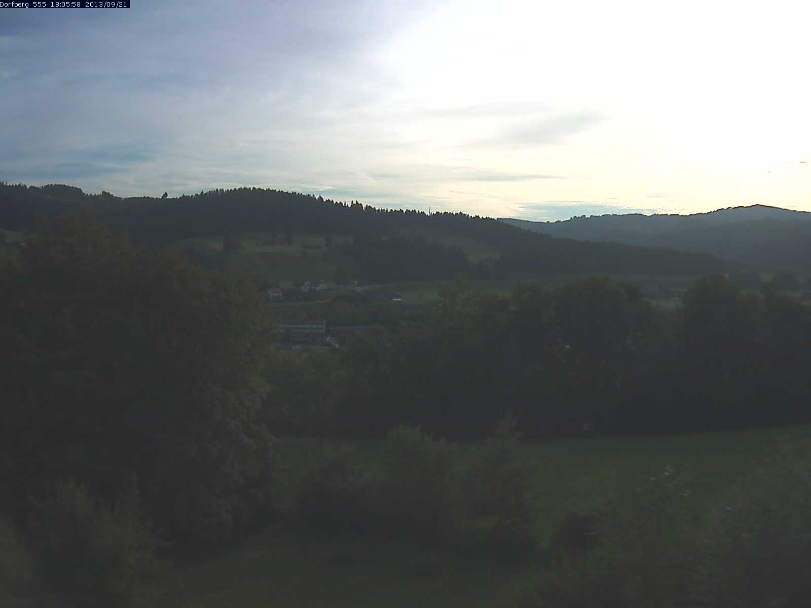 Webcam-Bild: Aussicht vom Dorfberg in Langnau 20130921-180600