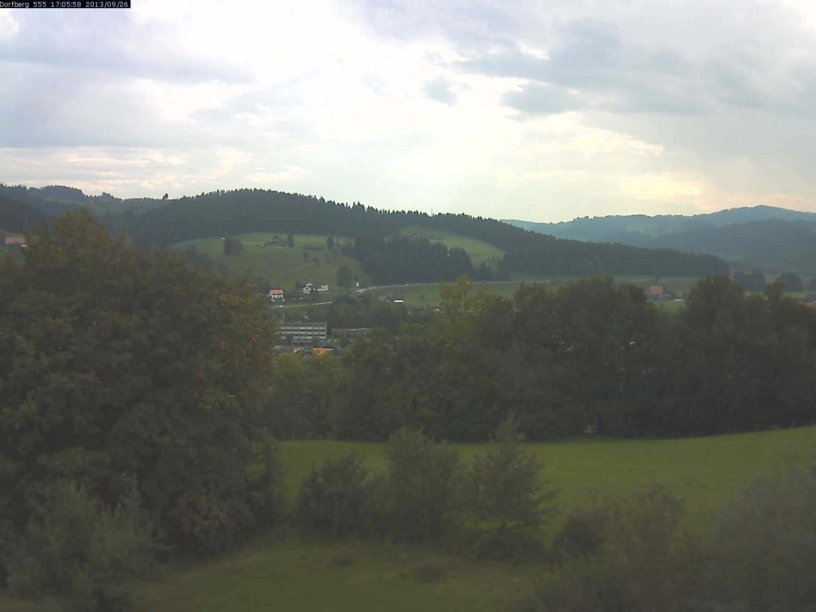 Webcam-Bild: Aussicht vom Dorfberg in Langnau 20130926-170600
