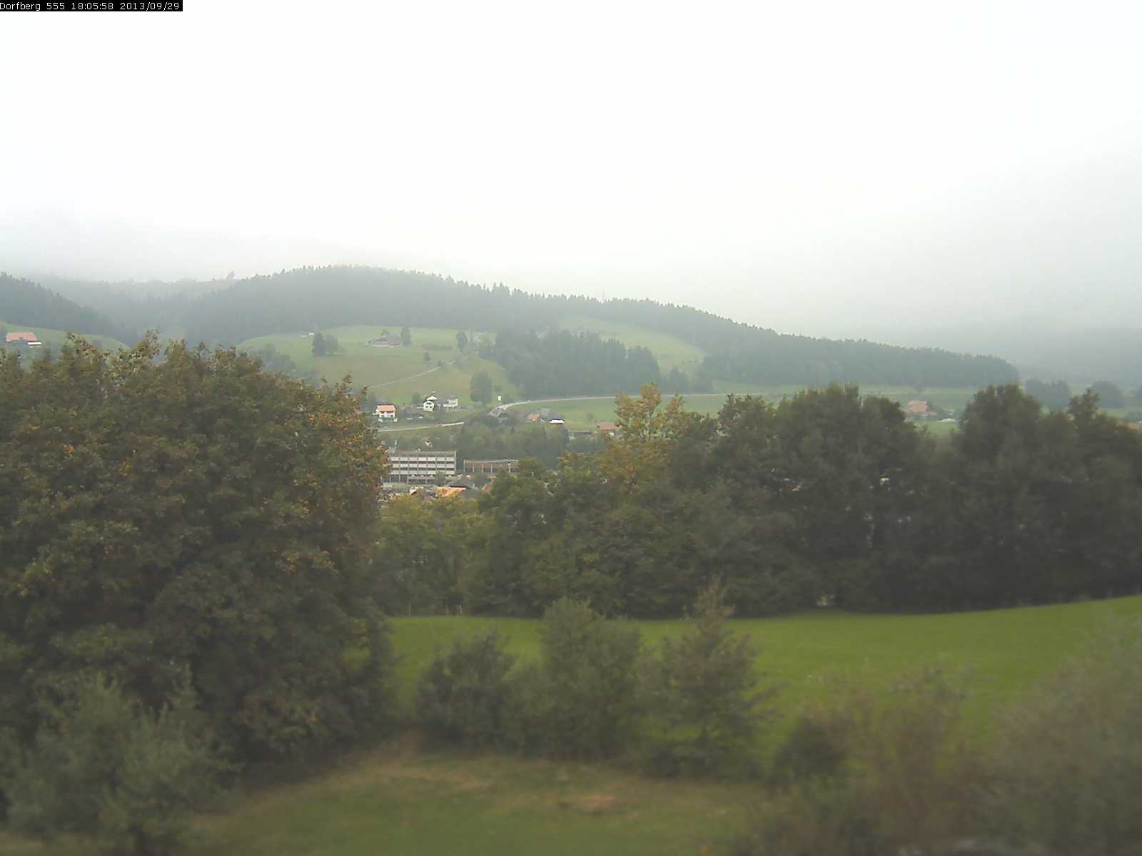 Webcam-Bild: Aussicht vom Dorfberg in Langnau 20130929-180600